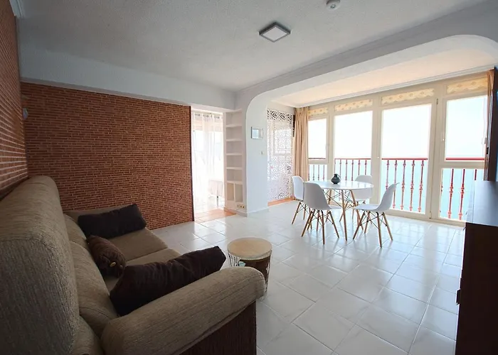 Damas Premium 23f Front - Pool & Parking Appartement *